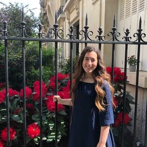 Meet your Posher, Brooke